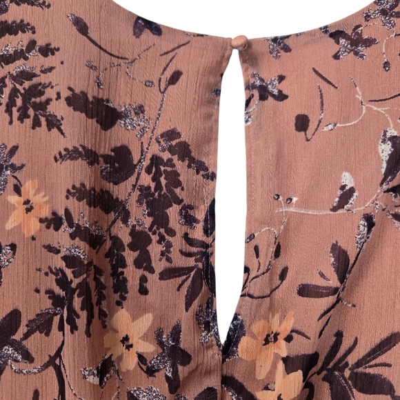 EXPRESS Medium Floral Print Ruffle Short Sleeve Hi Lo Tiered Lined Midi Dress - Picture 6 of 12